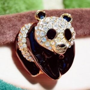 🐼 Vintage sparkly enameled panda bear scarf ring